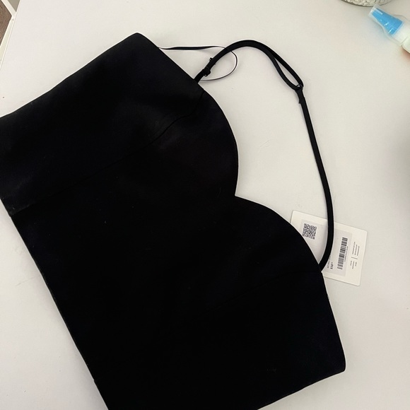 BNWT Black Halter Crop Top from Oak and Fort with Removable strap. - Picture 3 of 4